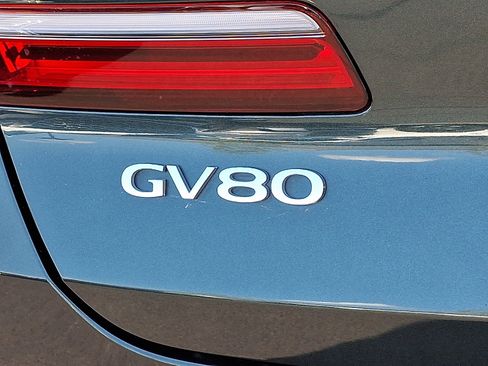 Used 2024 Genesis GV80 3.5T w/ Prestige Package image 30