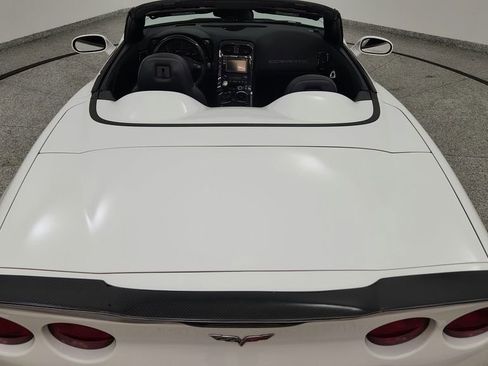 Used 2010 Chevrolet Corvette Grand Sport w/ Preferred Equipment Group RWD image 46