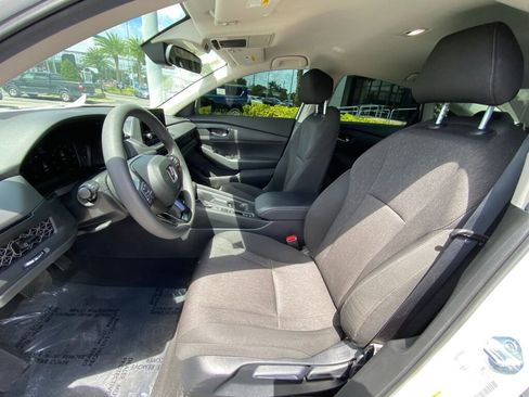Used 2023 Honda Accord LX image 5