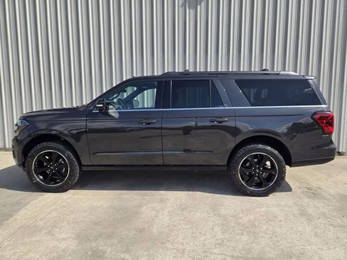 Used 2023 Ford Expedition Max Limited image 8