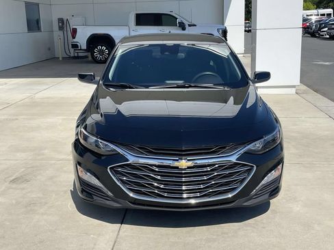 Used 2023 Chevrolet Malibu LT w/ Driver Confidence Package FWD image 3