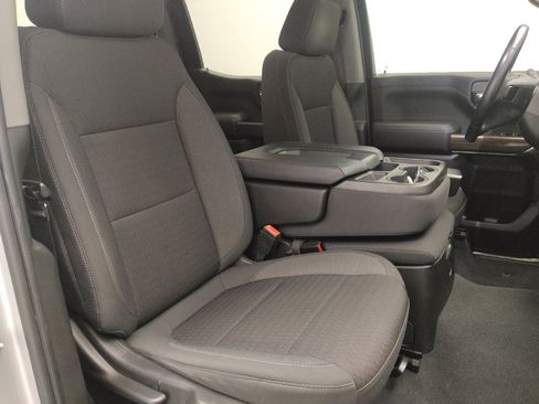 Used 2021 Chevrolet Silverado 1500 LT image 21