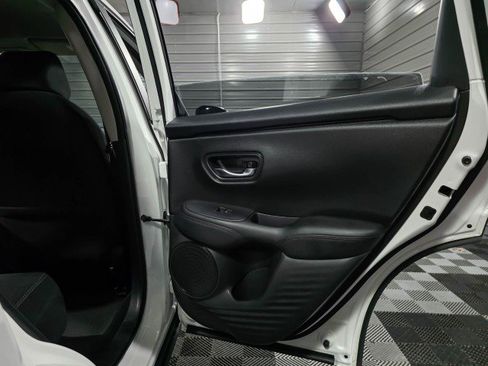 Used 2024 Honda HR-V LX image 30