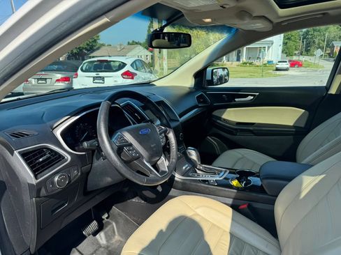 Used 2016 Ford Edge SEL w/ Equipment Group 201A FWD image 23