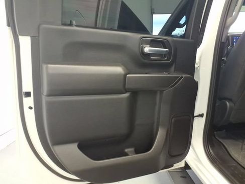 Used 2025 Chevrolet Silverado 2500 Custom w/ Custom Value Package AWD/4WD image 18