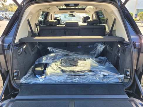 Used 2026 BMW X7 xDrive40i image 15