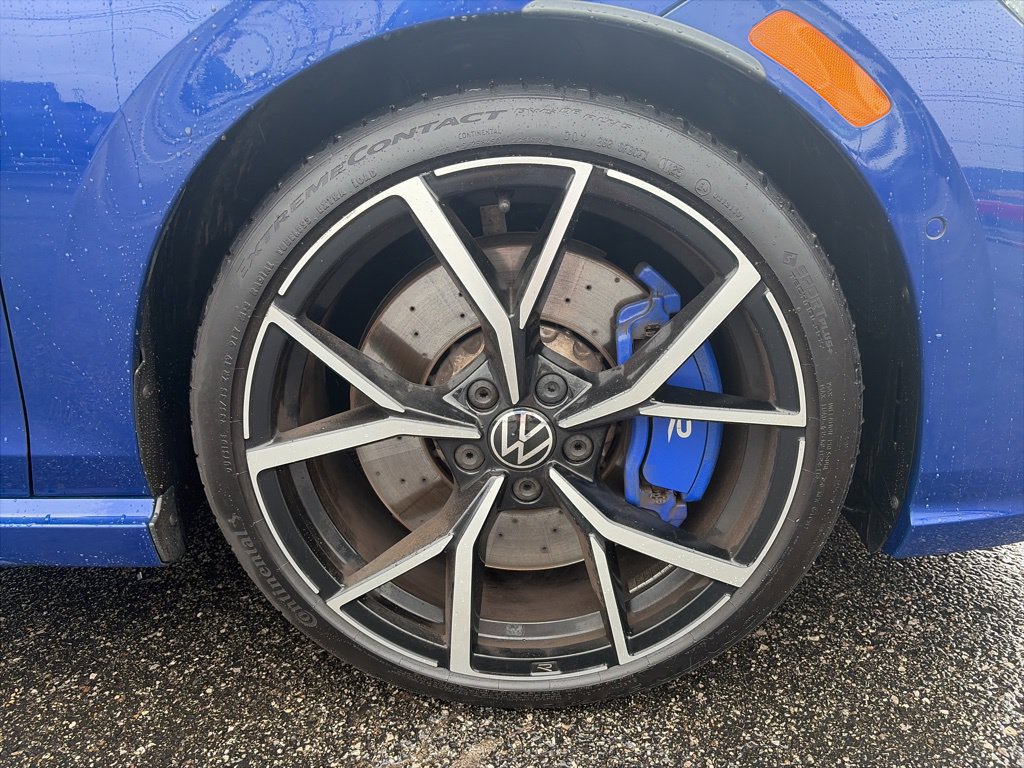 Used 2024 Volkswagen Golf R AWD/4WD image 9