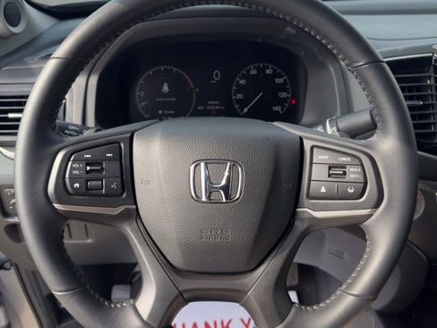 Certified 2025 Honda Ridgeline RTL image 19