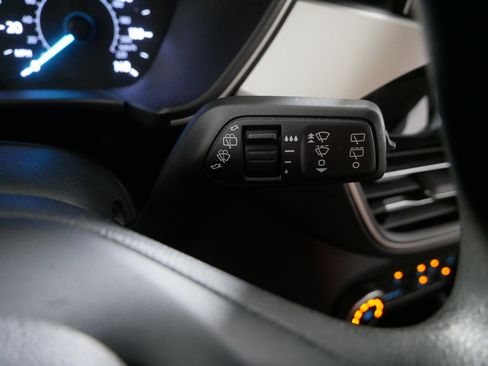 Used 2022 Ford Escape SE FWD image 31