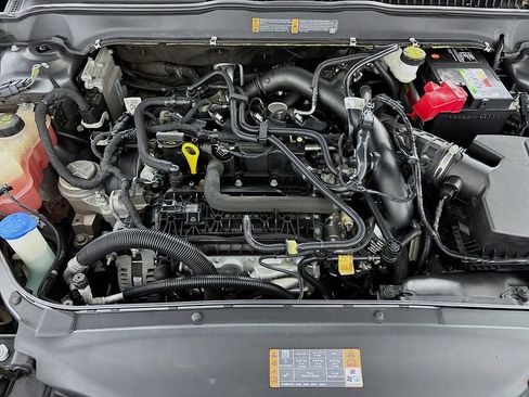 Used 2020 Ford Fusion SE FWD image 28