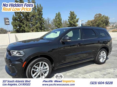 Used 2024 Dodge Durango GT image 1
