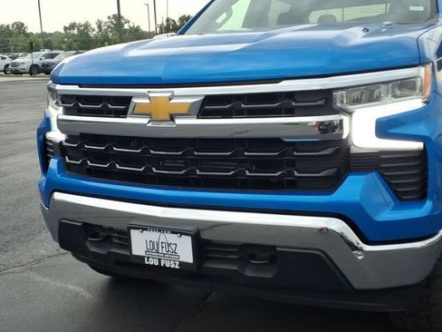 Used 2025 Chevrolet Silverado 1500 LT AWD/4WD image 31