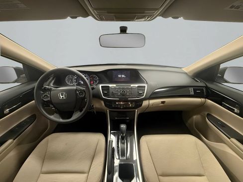 Used 2017 Honda Accord LX image 14