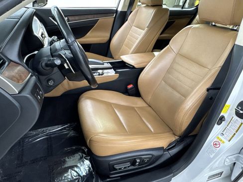 Used 2017 Lexus GS 350 image 4