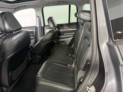 Used 2023 Jeep Grand Cherokee 4WD 4xe image 27