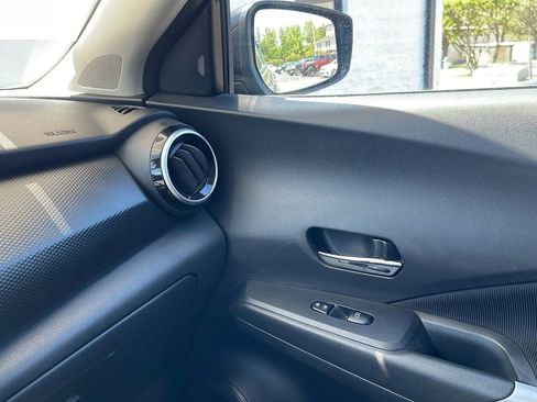 Used 2023 Nissan Kicks SV FWD image 16