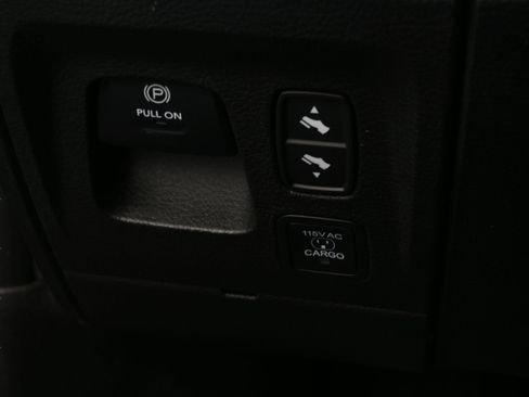 Used 2025 RAM 1500 Laramie image 46