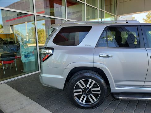 Used 2022 Toyota 4Runner Limited image 6