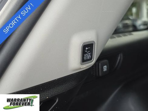 Used 2023 Jeep Grand Cherokee Limited w/ Black Appearance Package RWD image 7