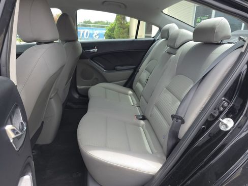 Used 2016 Kia Forte LX w/ LX Popular Plus Package FWD image 11
