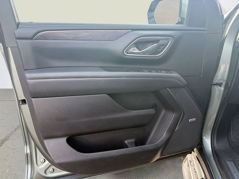 Used 2024 Chevrolet Tahoe LT image 25