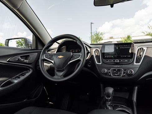 Used 2024 Chevrolet Malibu LS w/ Driver Confidence Package FWD image 28
