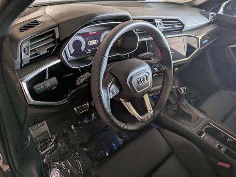New 2025 Audi Q3 2.0T Premium Plus image 3