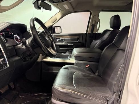 Used 2015 RAM 2500 Laramie w/ Convenience Group AWD/4WD image 11