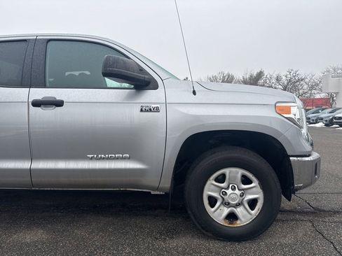 Used 2015 Toyota Tundra SR5 image 5
