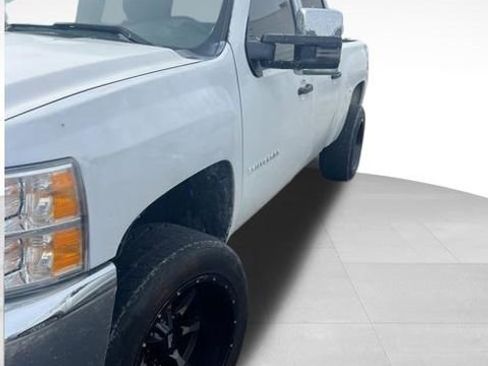Used 2013 Chevrolet Silverado 1500 LT w/ All-Star Edition AWD/4WD image 3