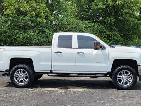 Used 2019 Chevrolet Silverado 2500 W/T AWD/4WD image 8