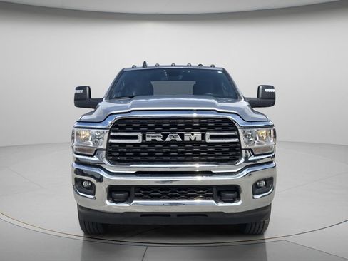 Used 2024 RAM 2500 Big Horn AWD/4WD image 5