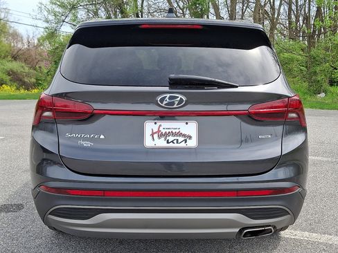 Used 2023 Hyundai Santa Fe SE w/ Cargo Package AWD/4WD image 5