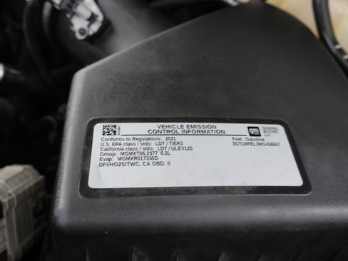 Used 2021 GMC Sierra 1500 Denali w/ Driver Alert Package II AWD/4WD image 23
