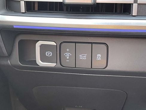 Certified 2025 Hyundai Santa Fe Limited FWD image 20