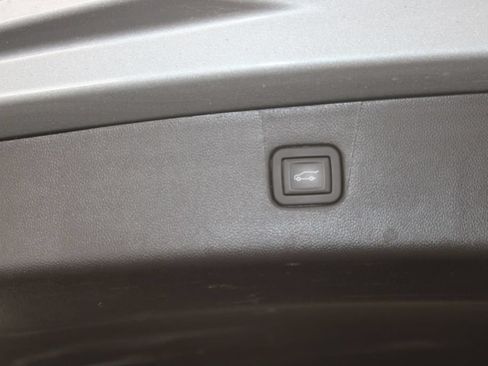 Used 2024 Chevrolet Blazer LT w/ Convenience Package FWD image 28