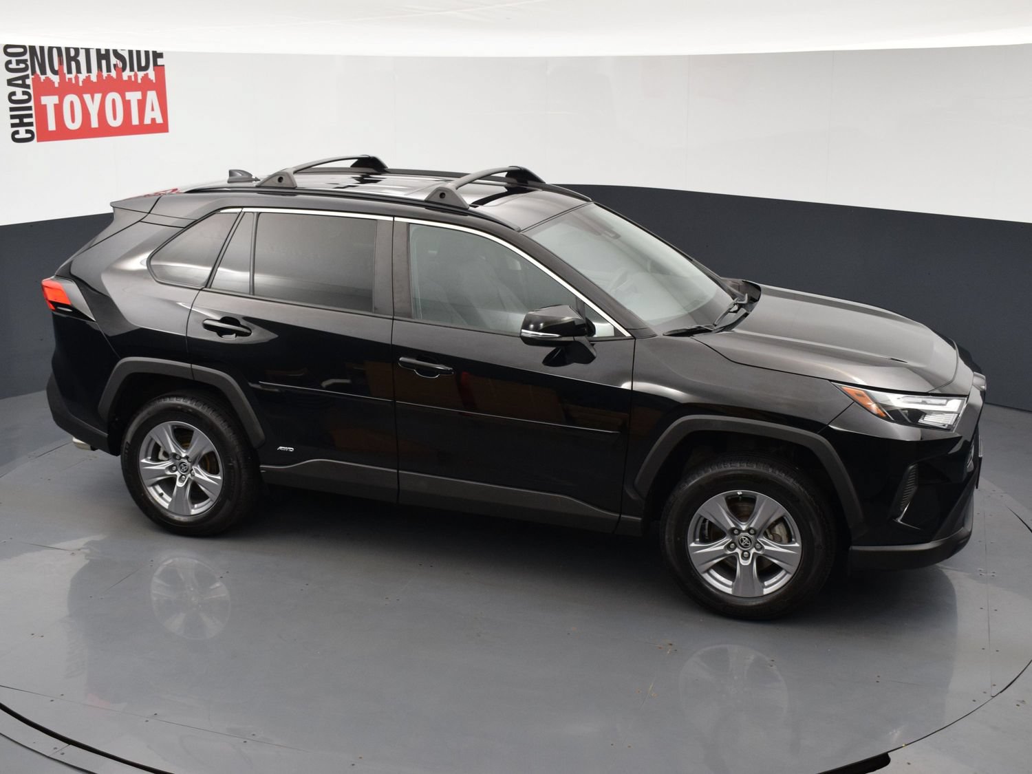 Used 2022 Toyota RAV4 XLE AWD/4WD image 23