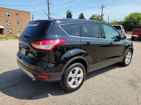 Used 2016 Ford Escape SE FWD image 6