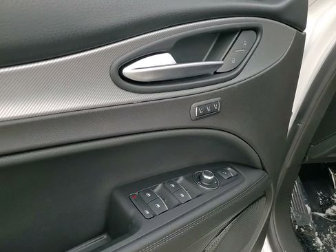 New 2025 Alfa Romeo Stelvio Sprint image 24