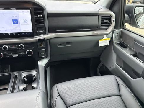 New 2025 Ford F150 XLT w/ Equipment Group 301A Standard image 20