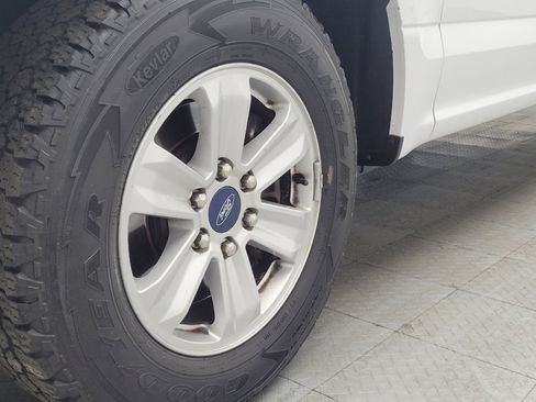 Used 2018 Ford F150 XLT w/ Equipment Group 301A Mid RWD image 31