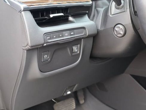 Used 2023 Cadillac Escalade ESV Premium Luxury w/ LPO, Floor Liner Package AWD/4WD image 26