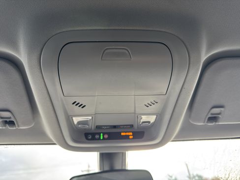 Used 2018 GMC Acadia SLE w/ LPO, Floor Liner Package image 17