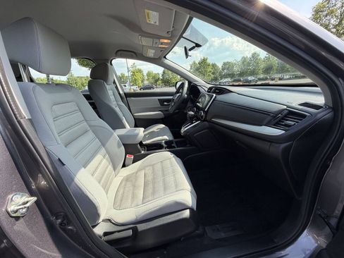 Used 2017 Honda CR-V LX image 15