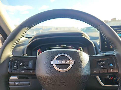 Certified 2025 Nissan Rogue SL image 20