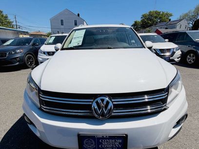 Used 2012 Volkswagen Tiguan SE