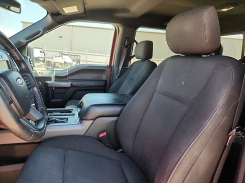 Used 2019 Ford F150 XLT w/ Equipment Group 302A Luxury AWD/4WD image 13