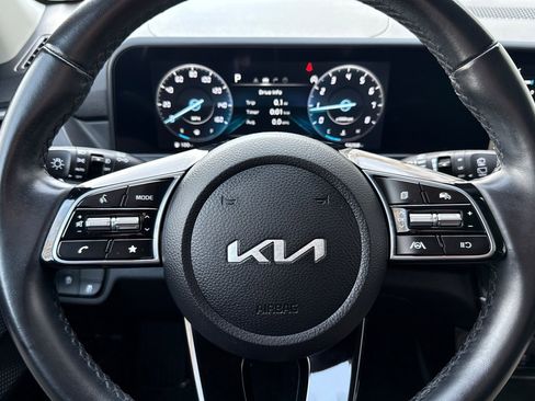 Used 2024 Kia Seltos EX image 21