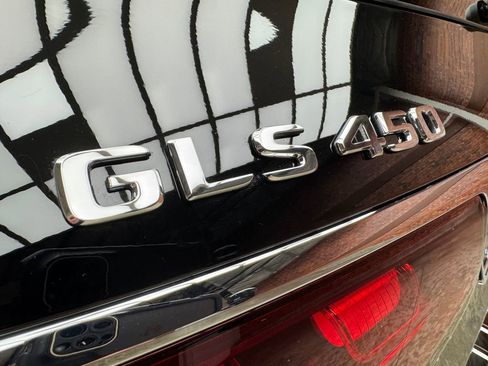 New 2026 Mercedes-Benz GLS 450 4MATIC image 4