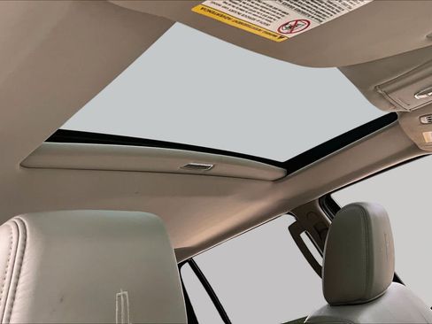 Used 2014 Lincoln Navigator 4WD image 13